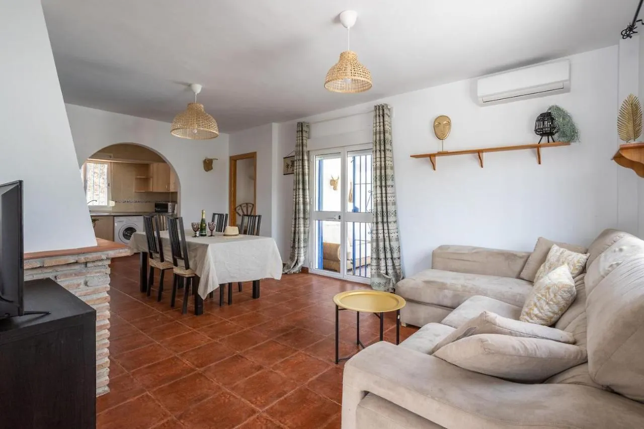Casa Rural Liviana, Piscina Barbacoa Y Preciosas Vistas Malaga By Andaraholidays 콤페타 0*,  스페인